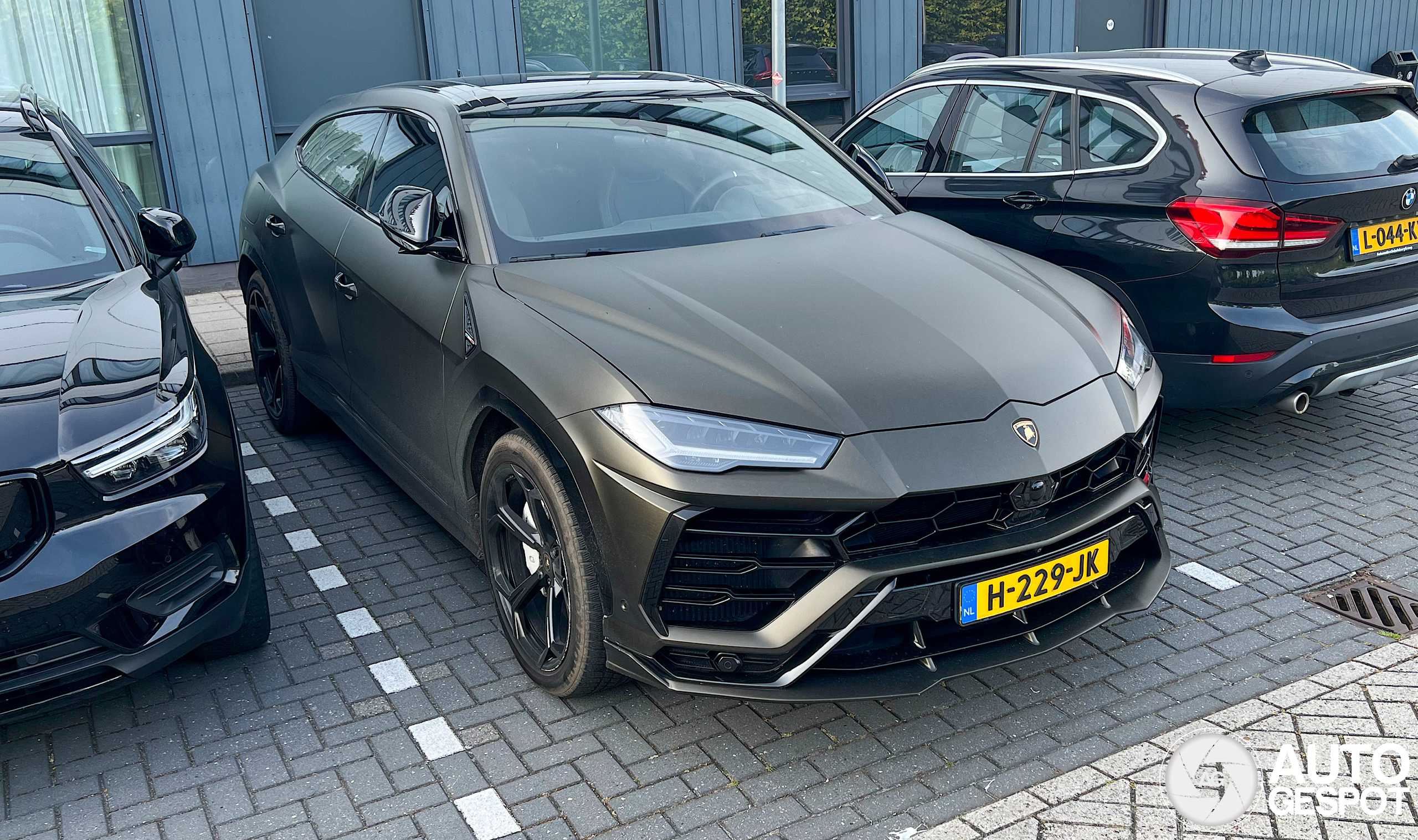 Lamborghini Urus 1016 Industries