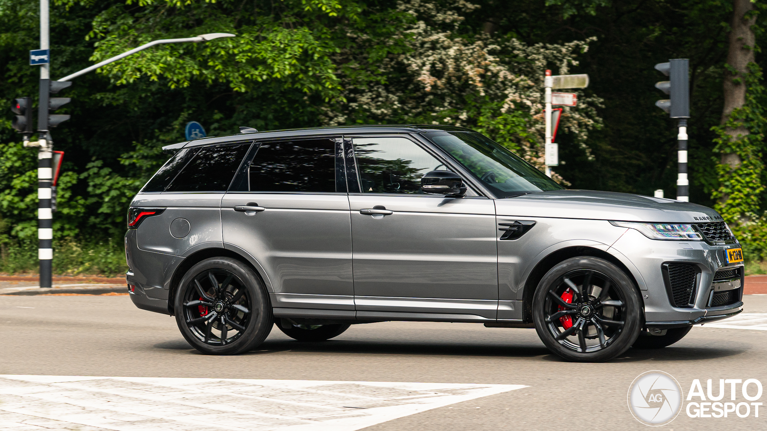 Land Rover Range Rover Sport SVR 2018