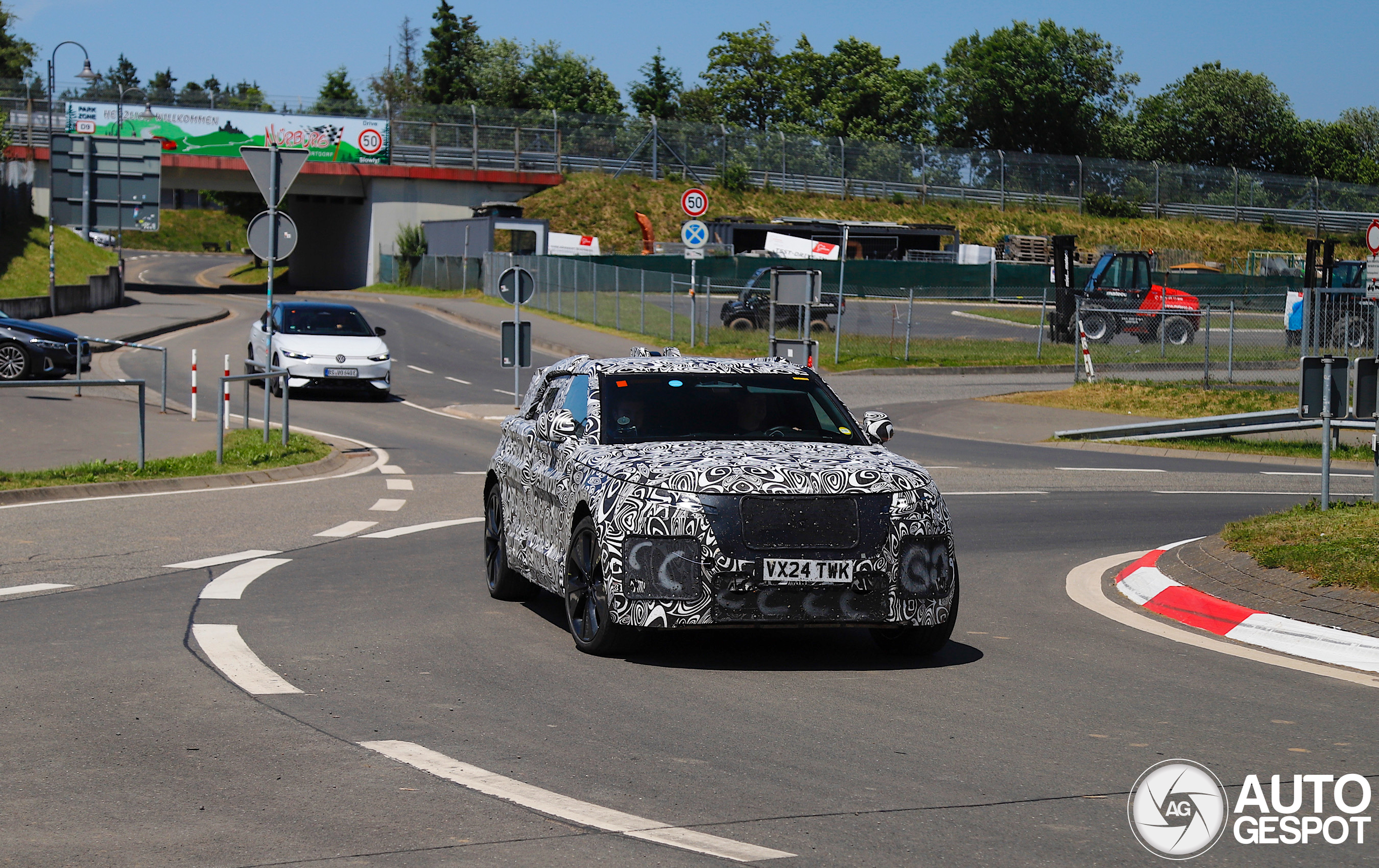 Land Rover Range Rover Velar EV