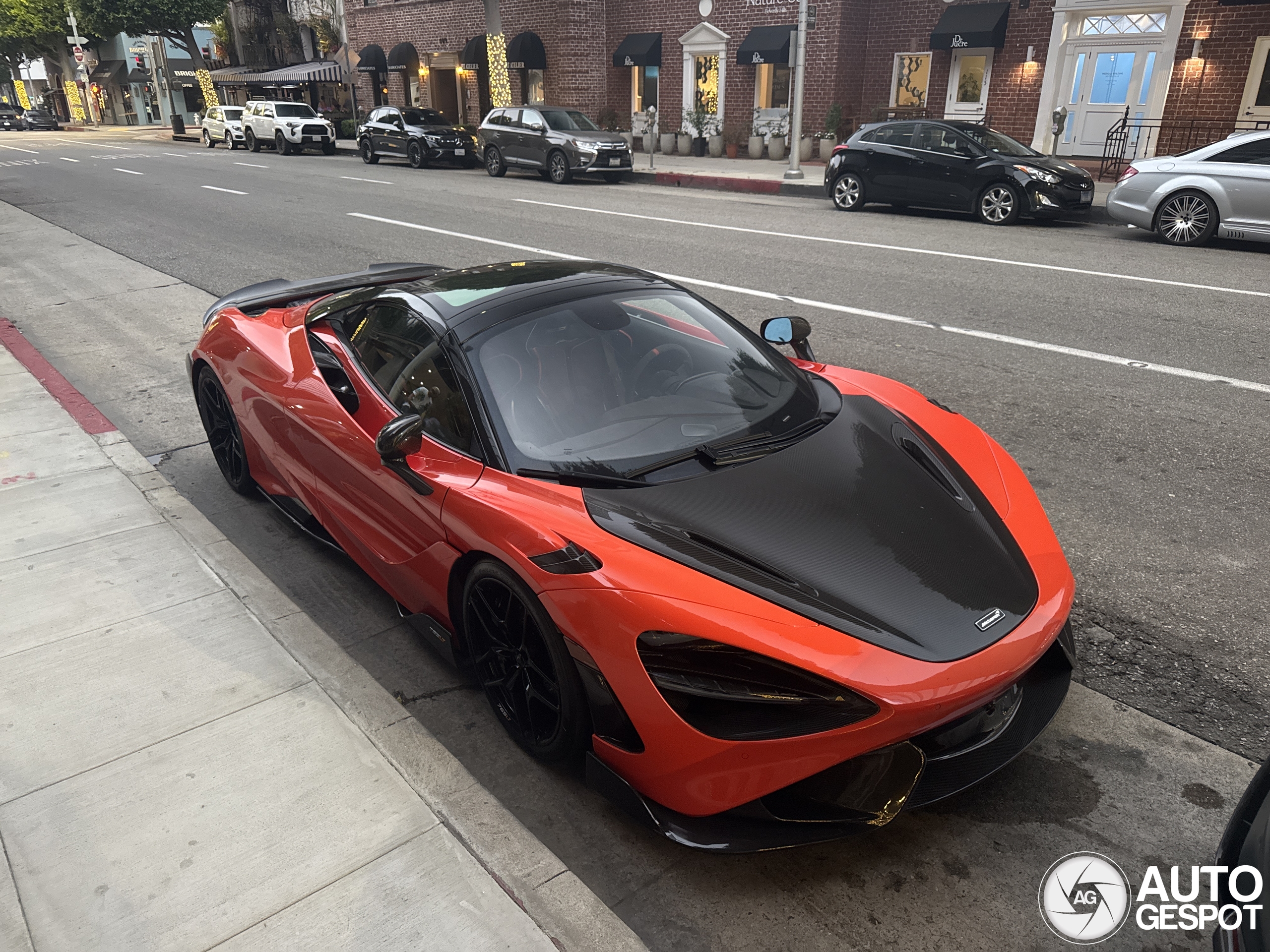 McLaren 765LT Spider