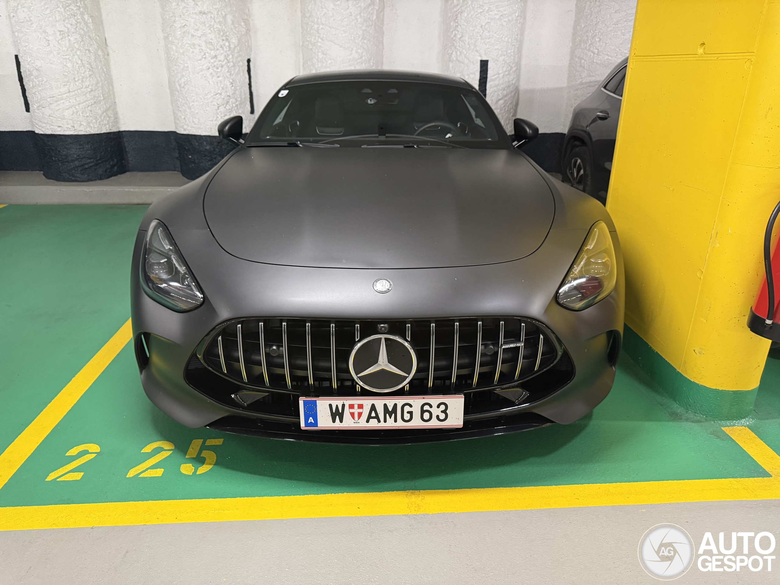 Mercedes-AMG GT 63 C192