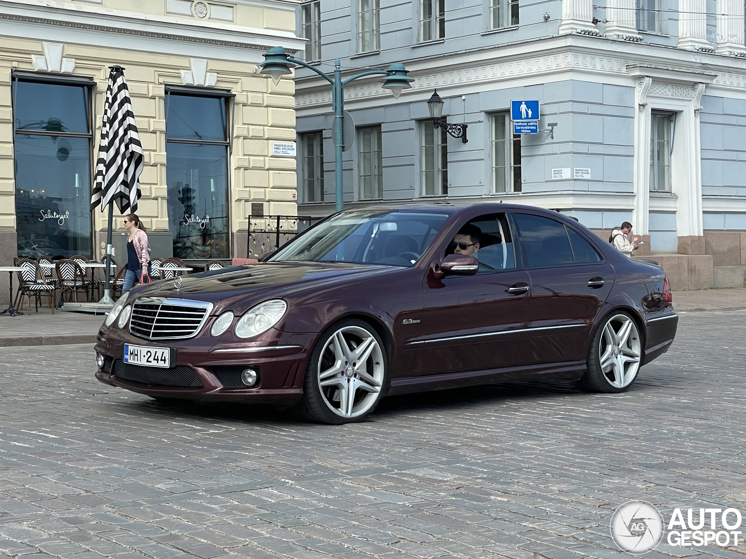 Mercedes-Benz E 63 AMG