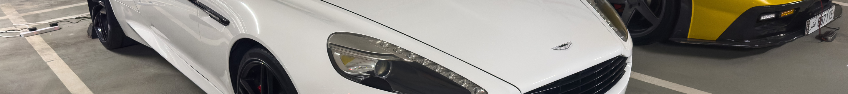 Aston Martin DB9 2013