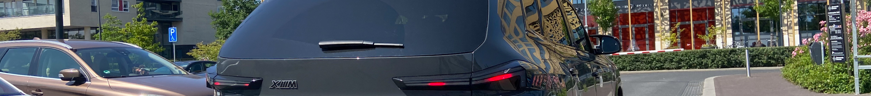 BMW XM G09