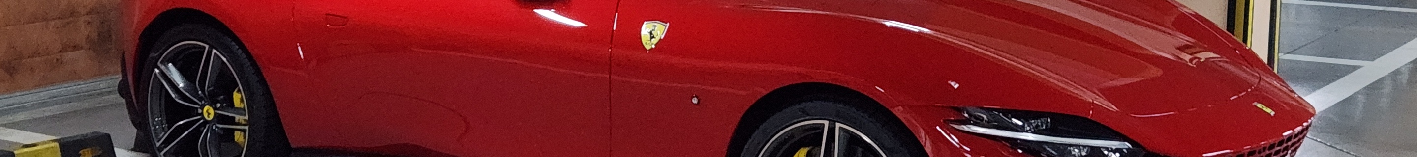 Ferrari Roma Spider