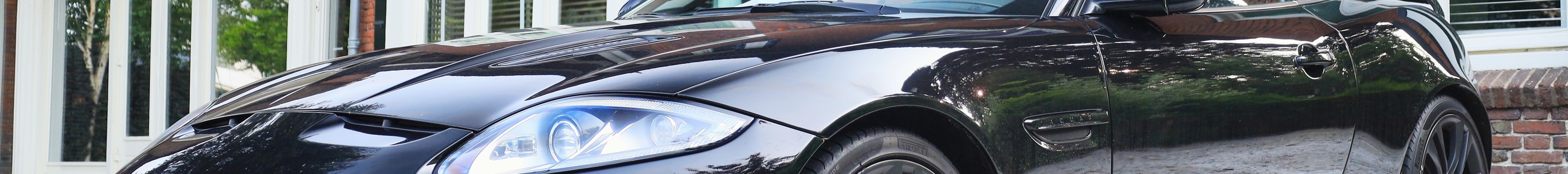 Jaguar XKR-S Convertible 2012