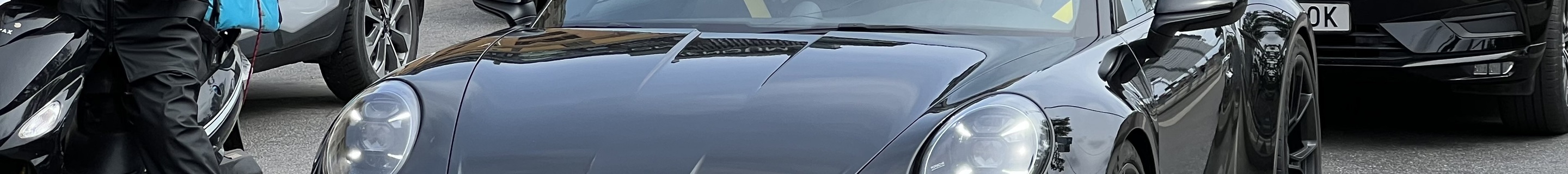 Porsche 992 GT3 Touring