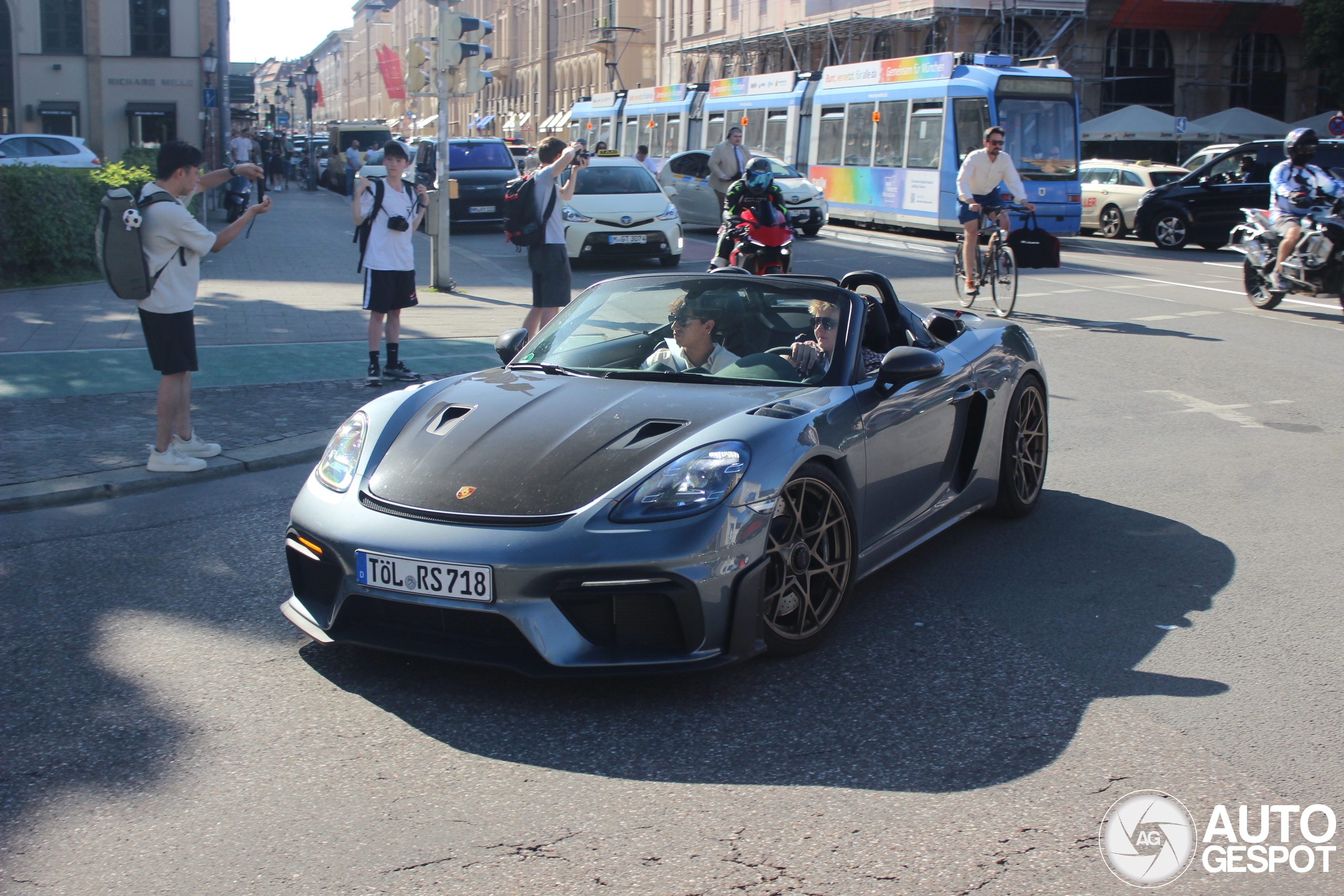 Porsche 718 Spyder RS Weissach Package