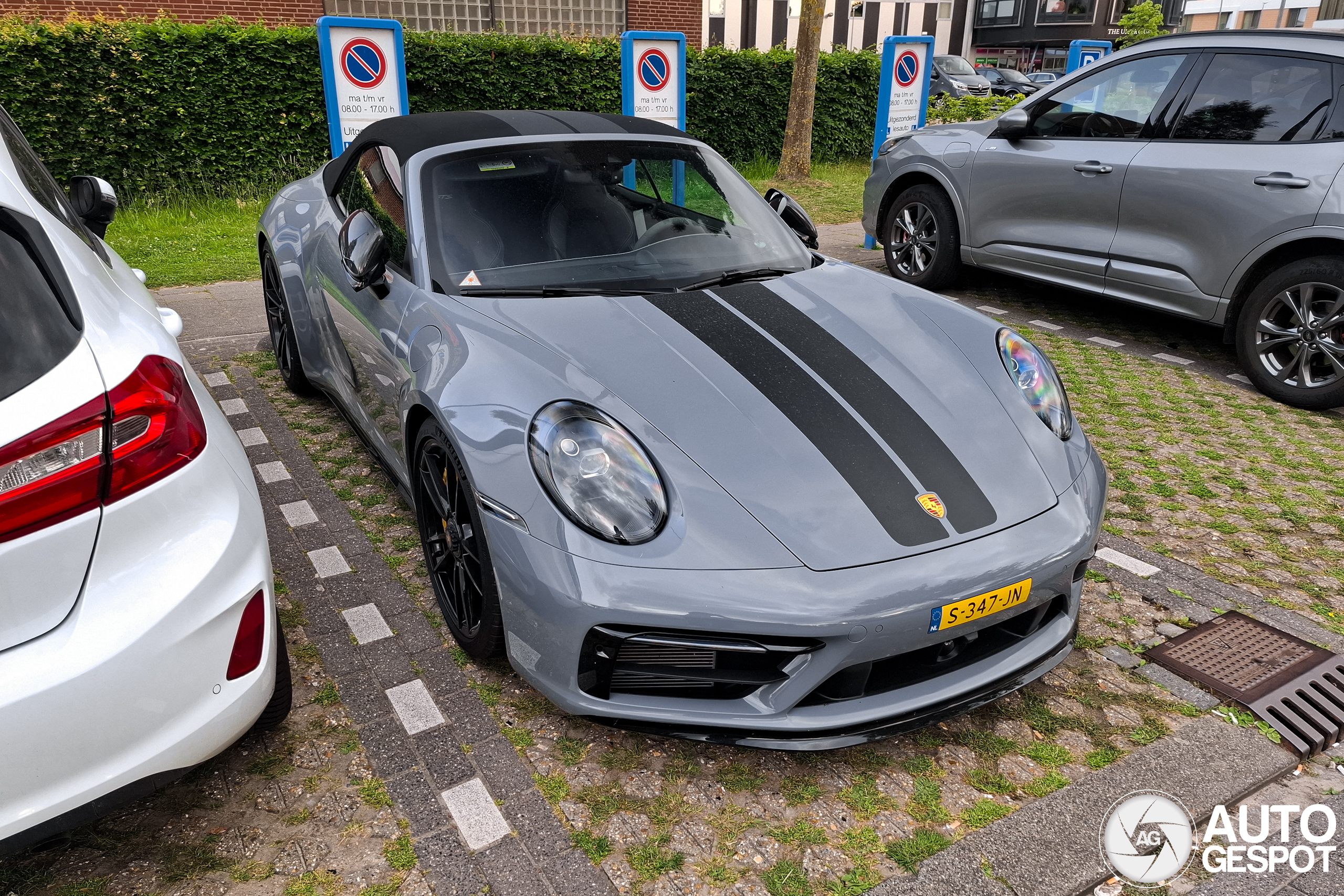 Porsche 992 Carrera GTS Cabriolet