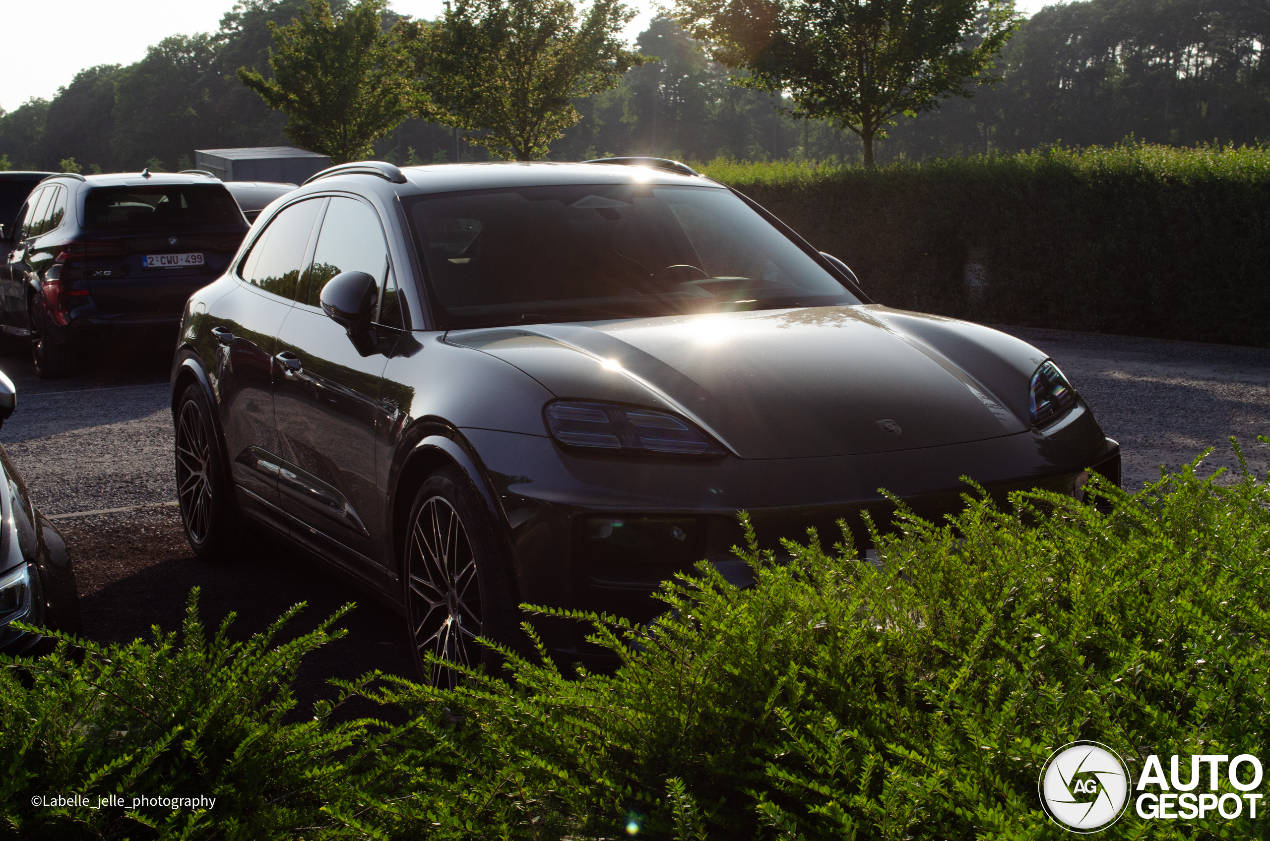 Porsche Macan EV Turbo