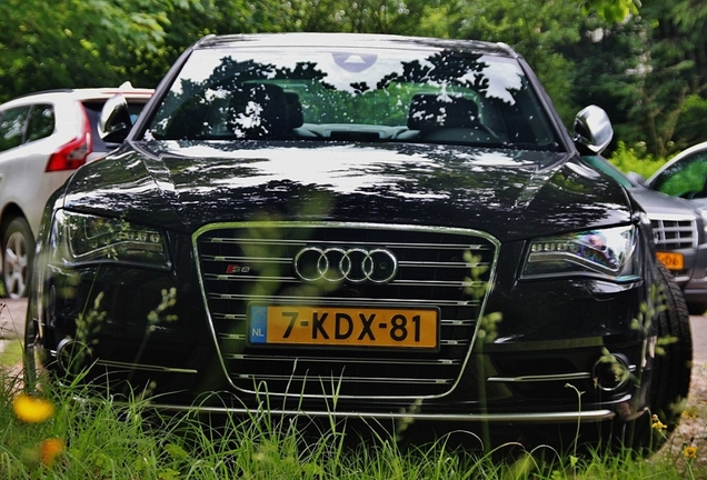 Audi S8 D4
