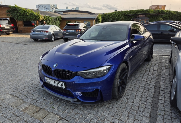 BMW M4 F82 CS