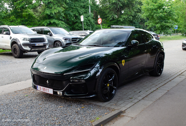 Ferrari Purosangue