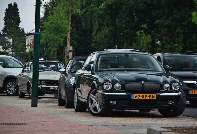 Jaguar XJR