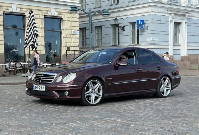Mercedes-Benz E 63 AMG