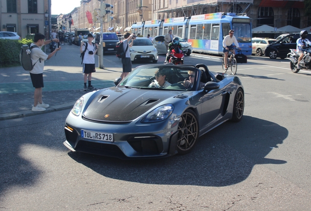 Porsche 718 Spyder RS Weissach Package