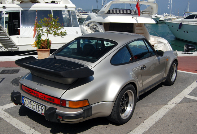 Porsche 930 Turbo