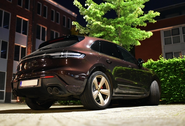 Porsche 95B Macan GTS MkIII