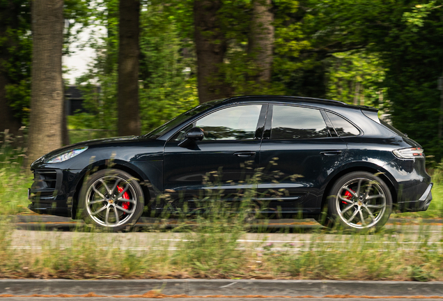 Porsche 95B Macan GTS MkIII