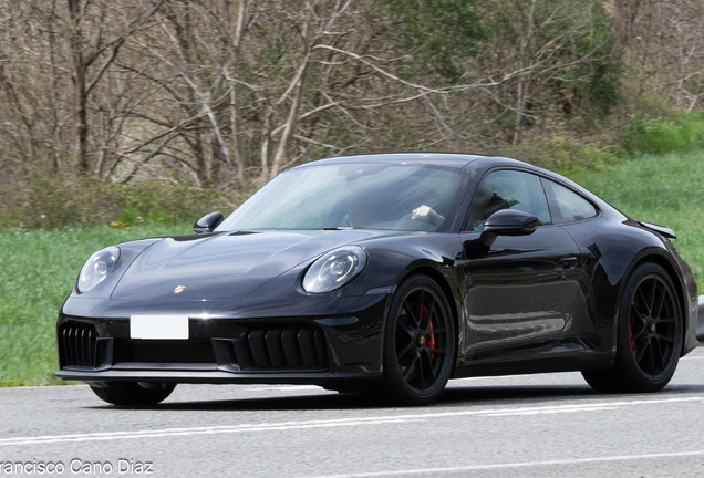 Porsche 992 Carrera 4 GTS MkII