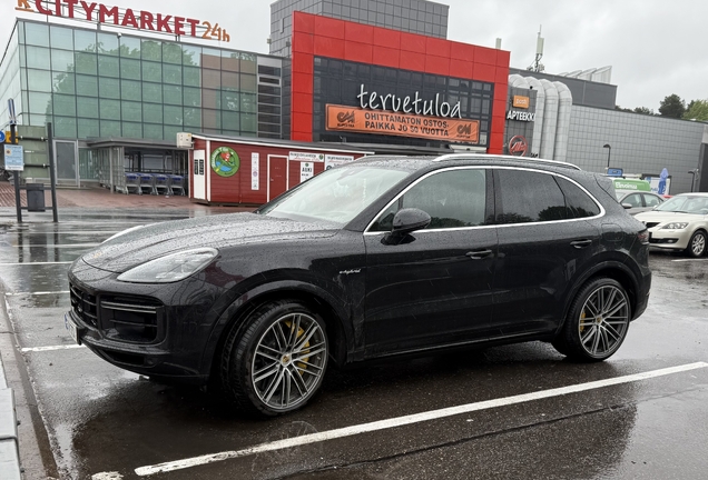 Porsche Cayenne Turbo S E-Hybrid