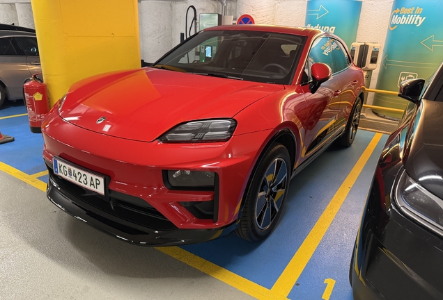 Porsche Macan EV Turbo