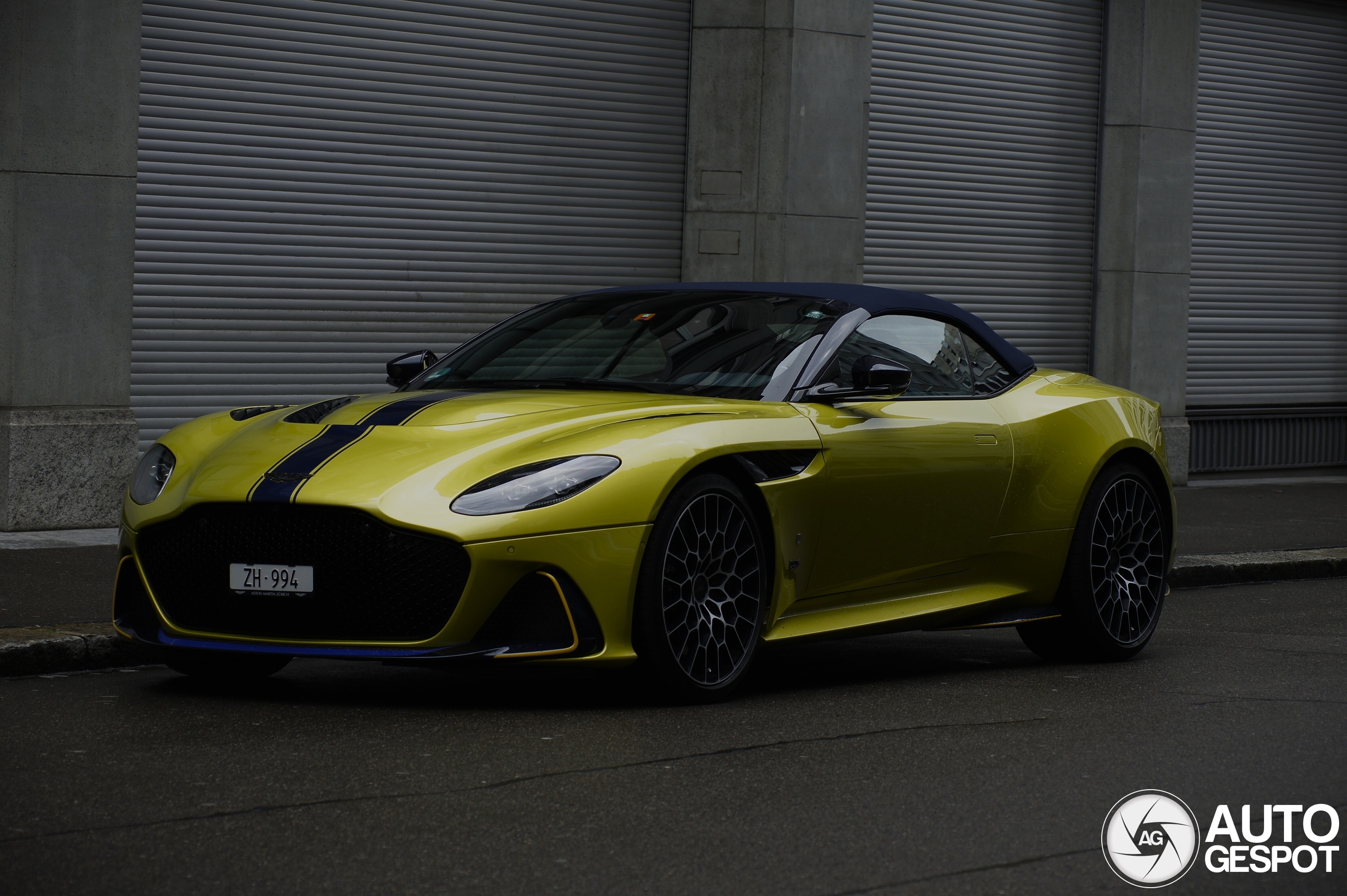 Aston Martin DBS 770 Ultimate Volante