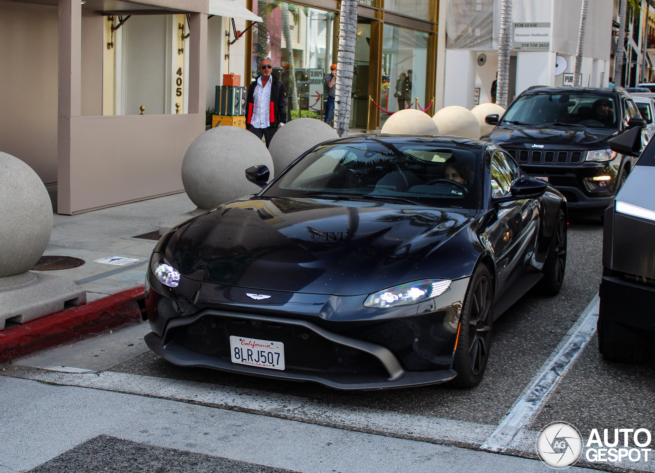 Aston Martin V8 Vantage 2018