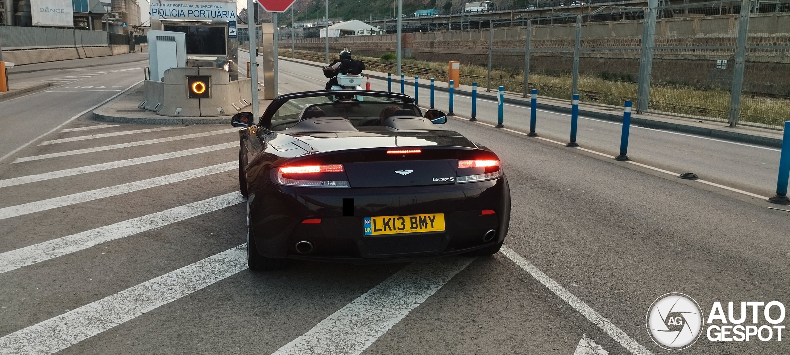 Aston Martin V8 Vantage S Roadster