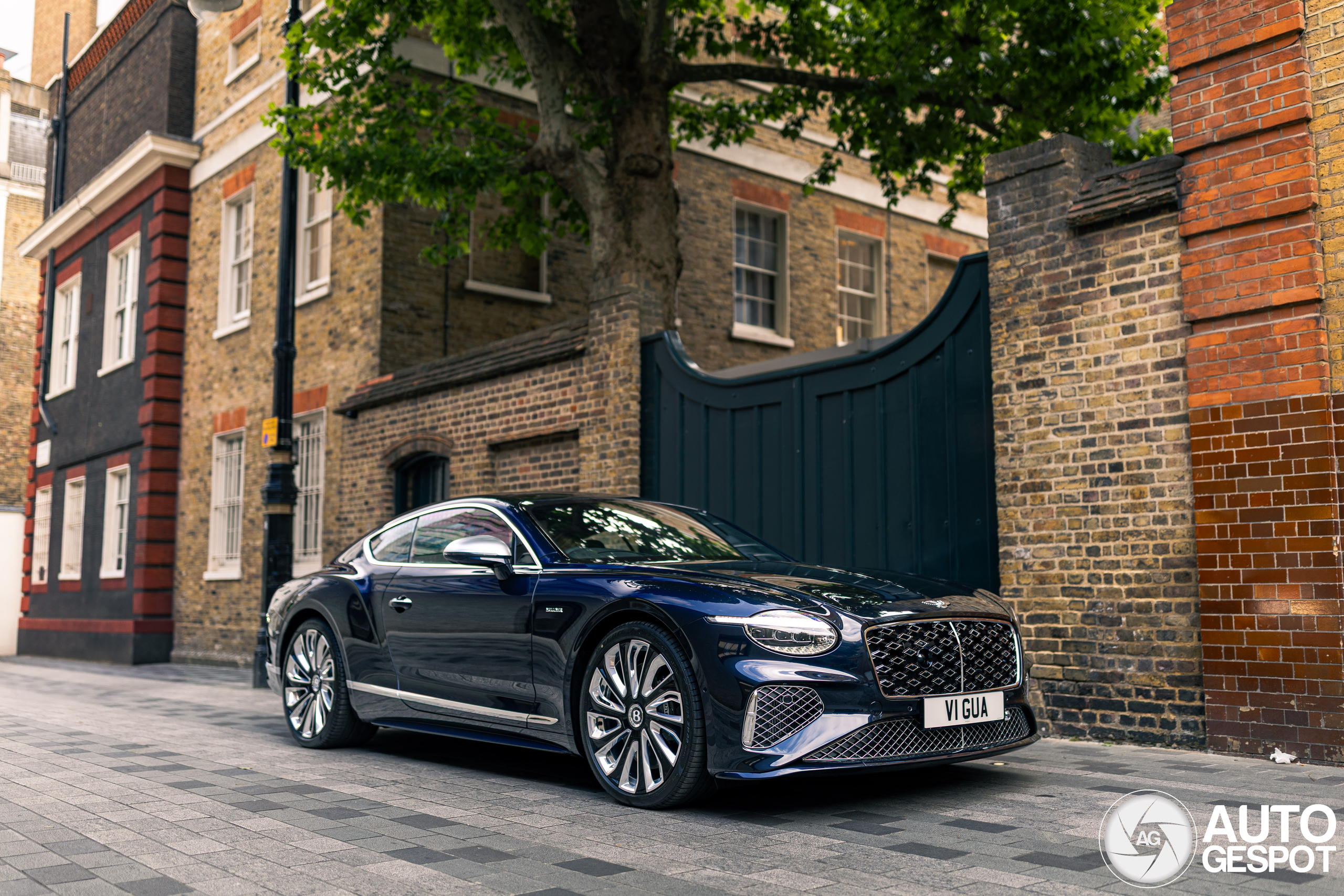 Bentley Continental GT Mulliner 2025