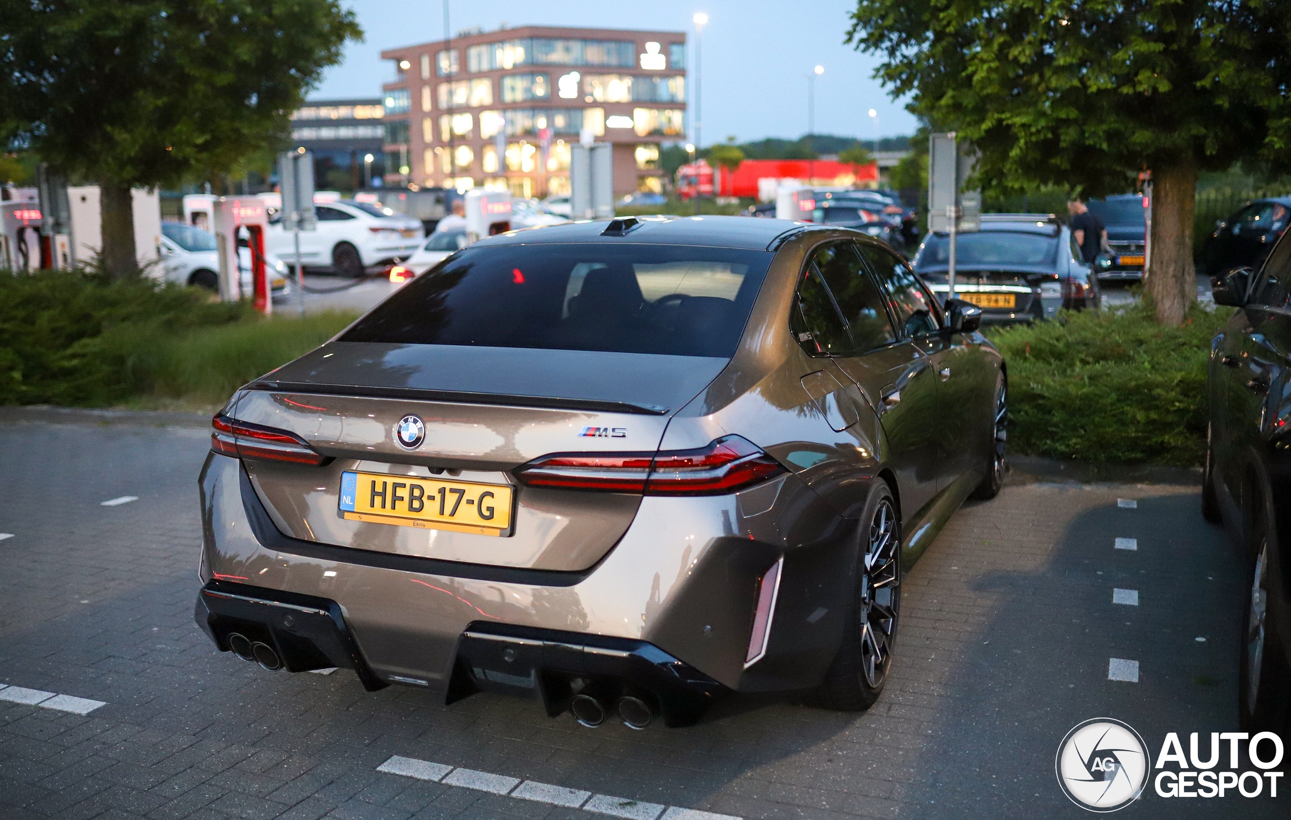 BMW M5 G90
