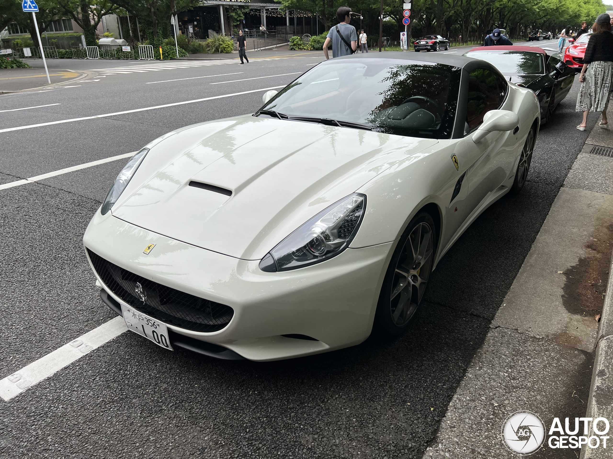 Ferrari California