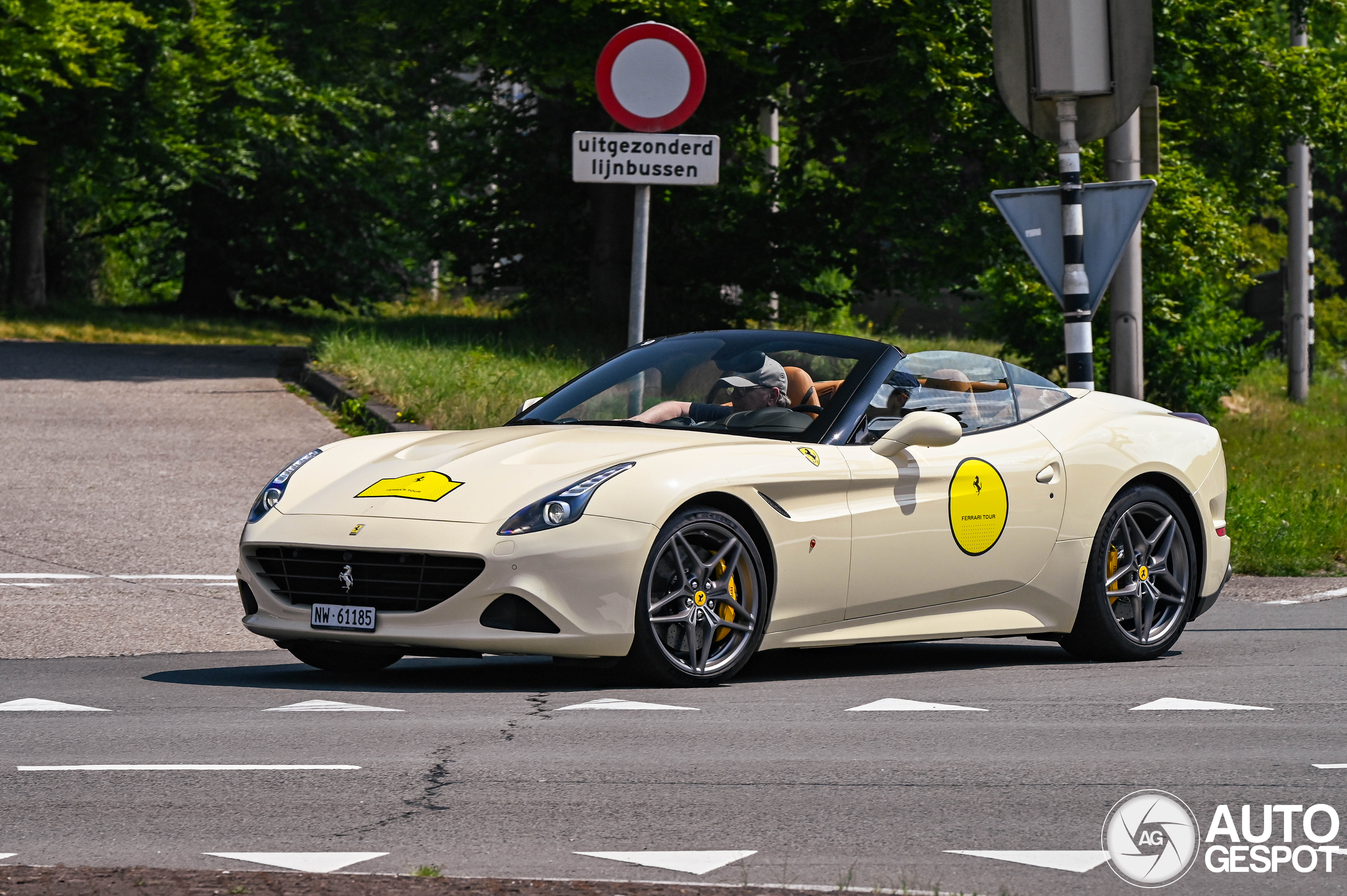 Ferrari California T