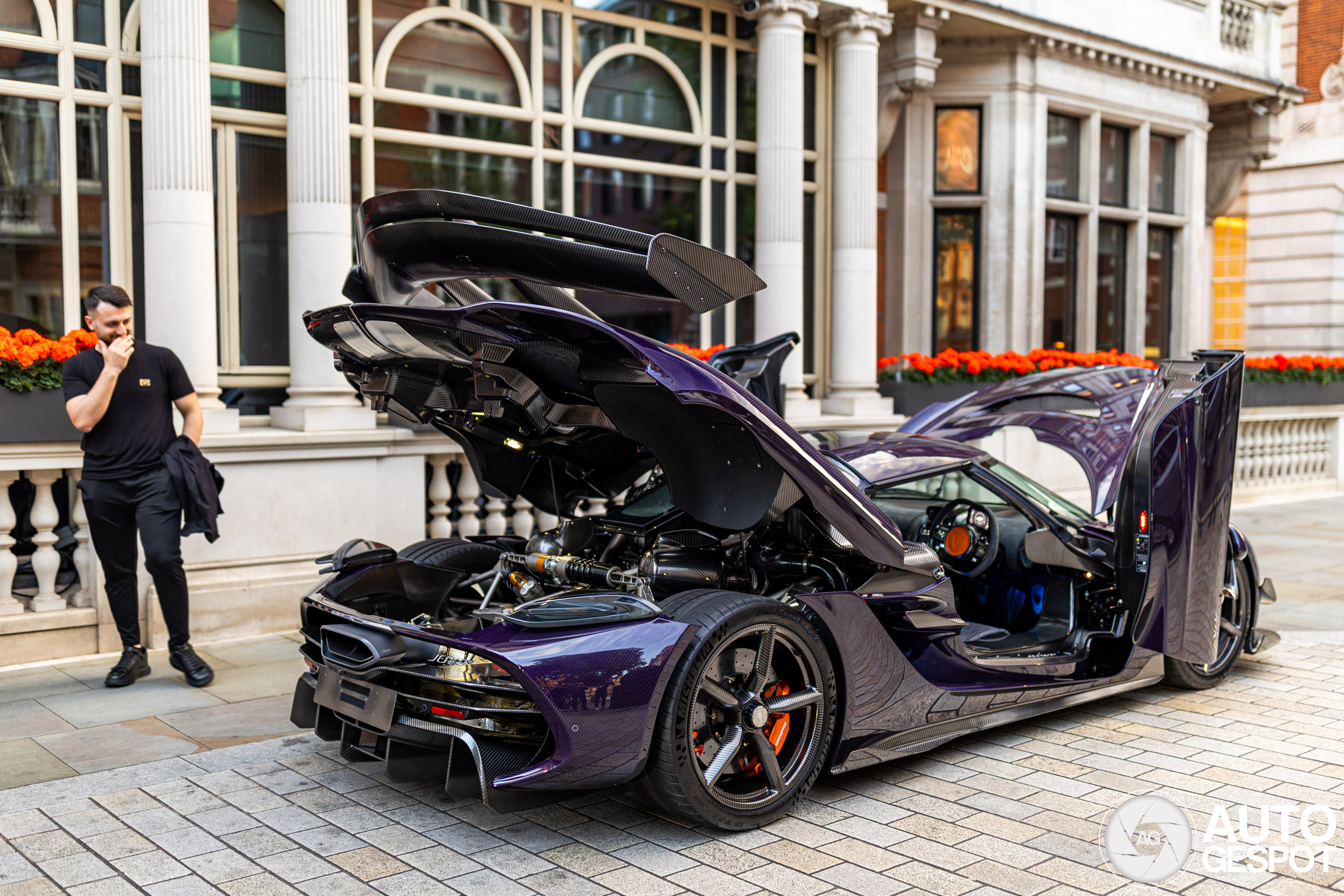 Koenigsegg Jesko Attack