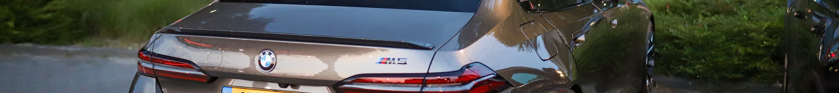 BMW M5 G90