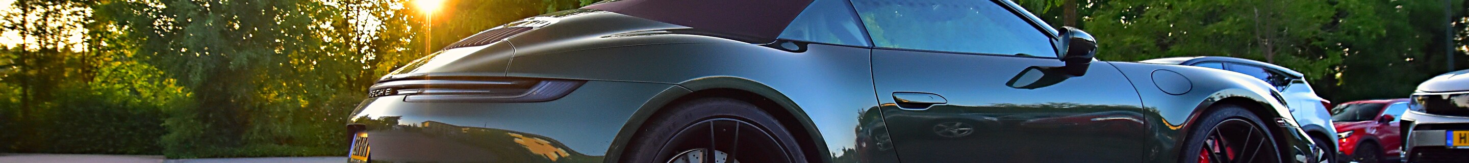 Porsche 992 Carrera 4 GTS Cabriolet