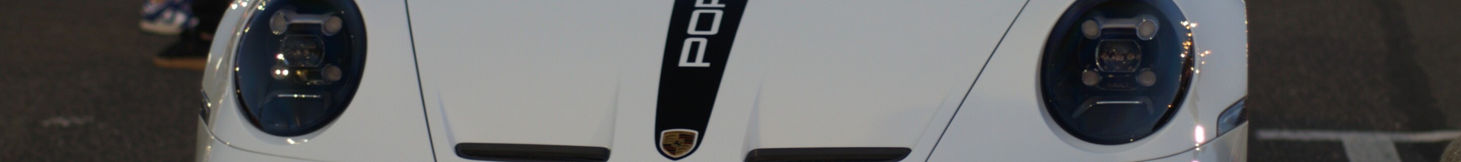 Porsche 992 GT3 Touring
