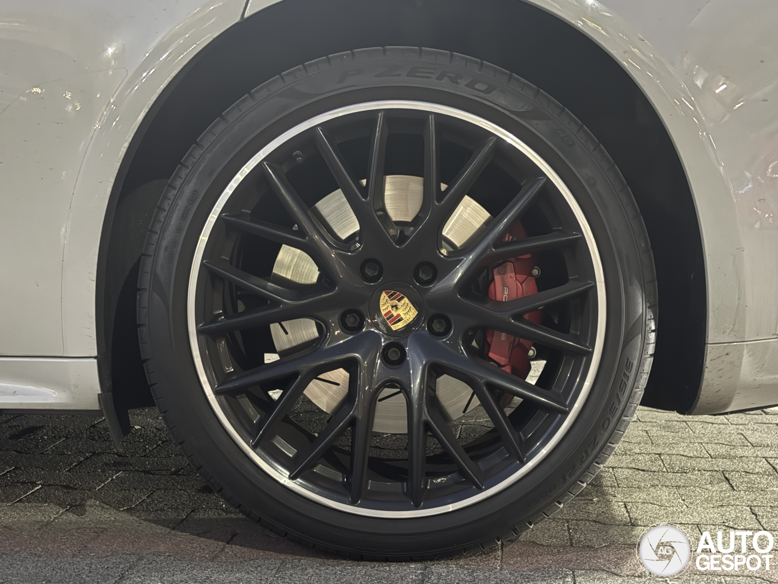 Porsche 971 Panamera Turbo Sport Turismo