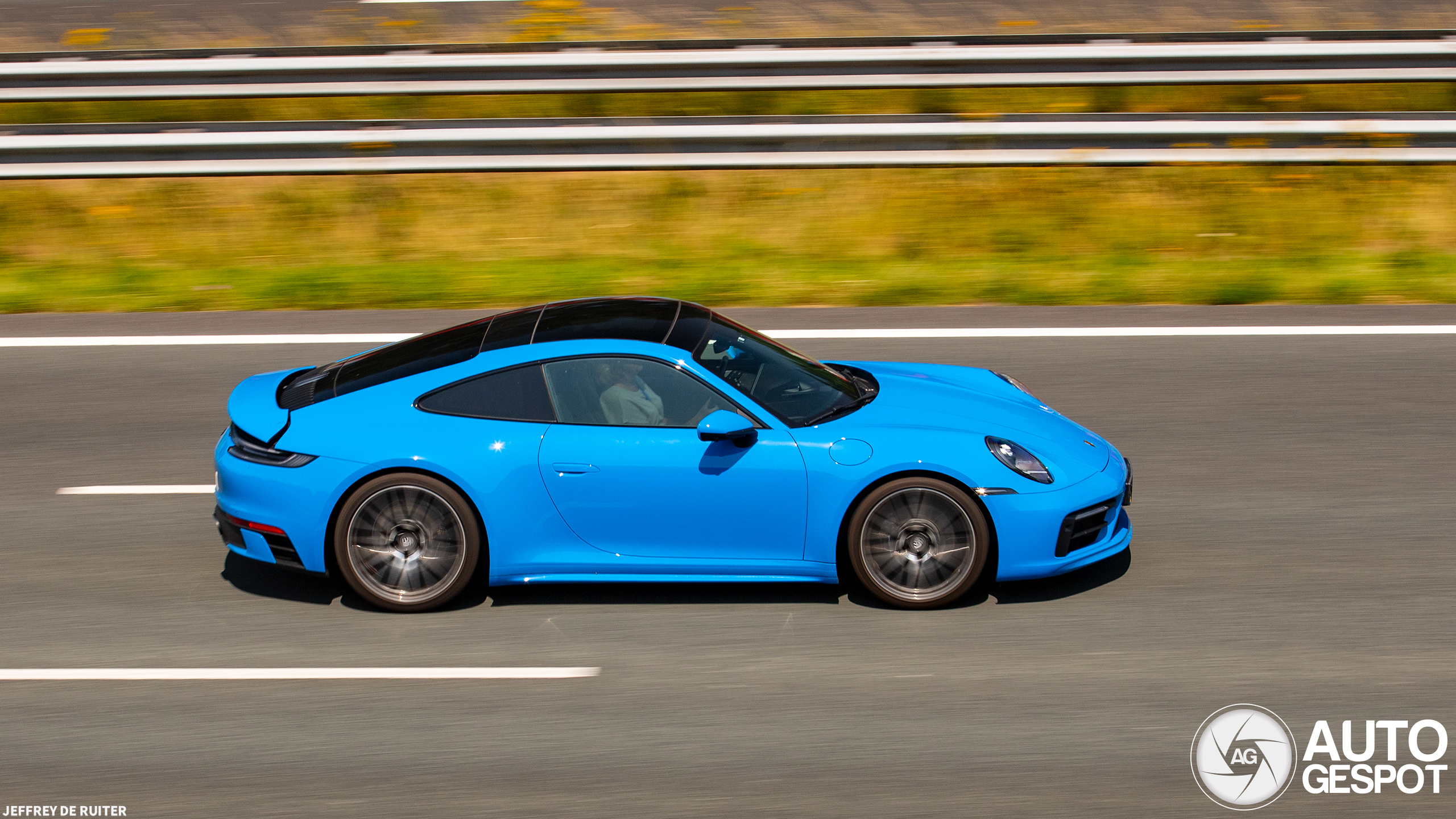 Porsche 992 Carrera S