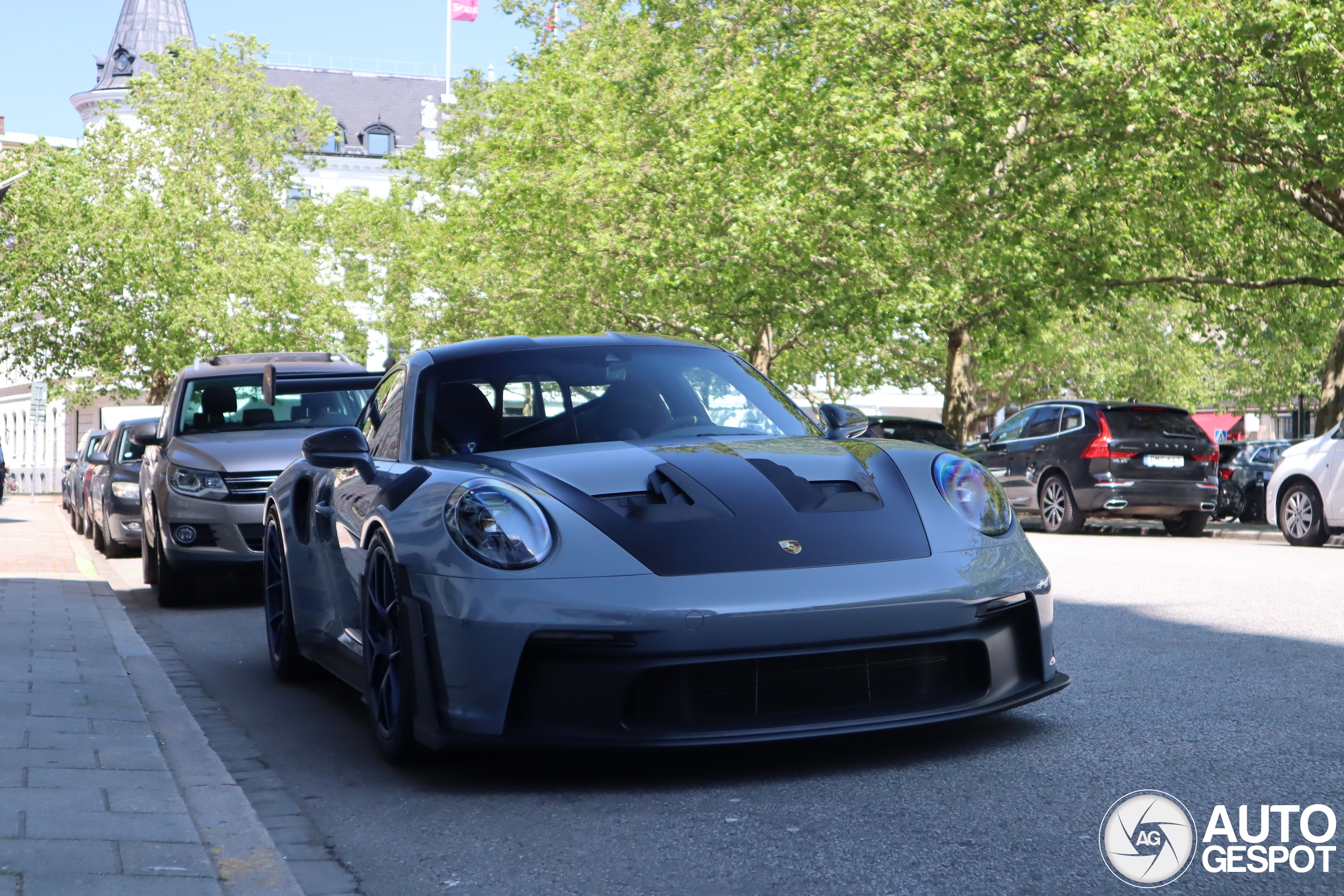 Porsche 992 GT3 RS Weissach Package
