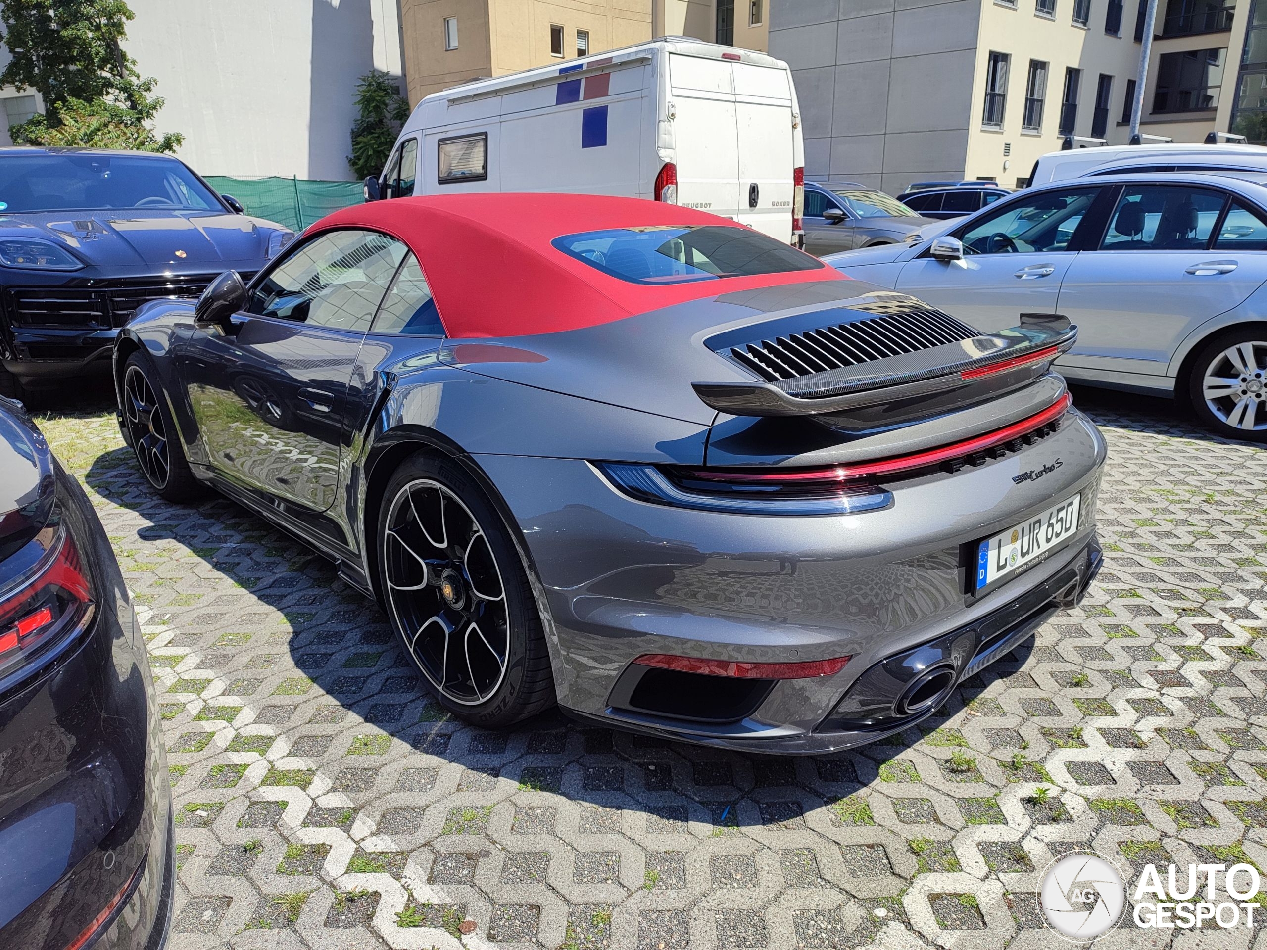Porsche 992 Turbo S Cabriolet