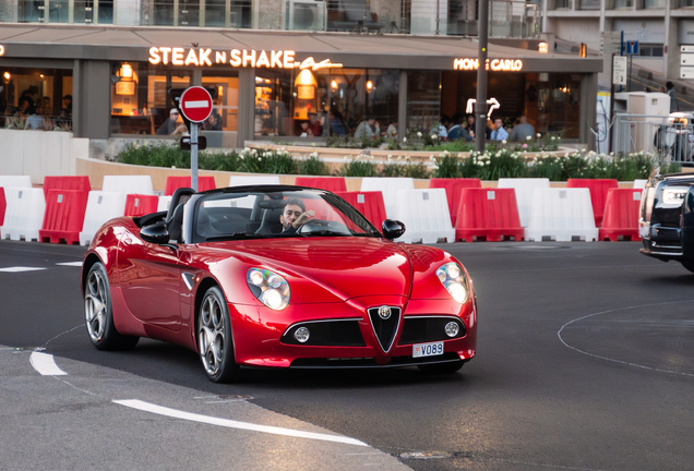 Alfa Romeo 8C Spider