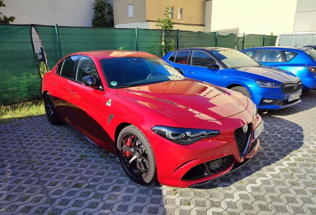 Alfa Romeo Giulia Quadrifoglio 2023