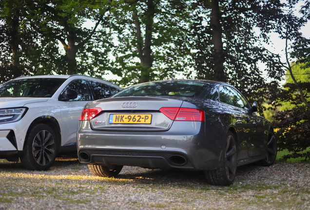 Audi RS5 B8 2012