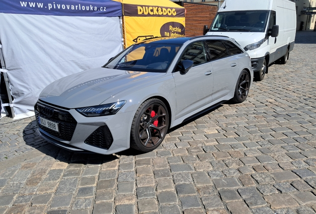Audi RS6 Avant C8