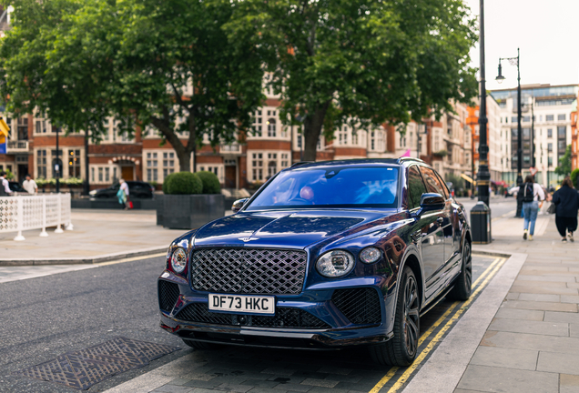 Bentley Bentayga EWB Mulliner