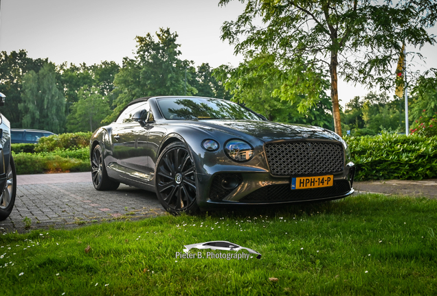 Bentley Continental GTC V8 2020 Mulliner