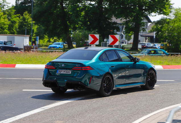 BMW M5 G90