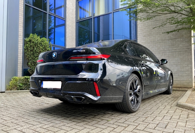 BMW M760e xDrive