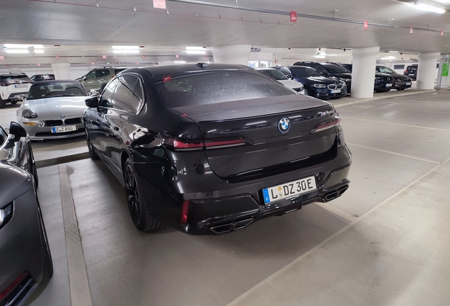 BMW M760e xDrive